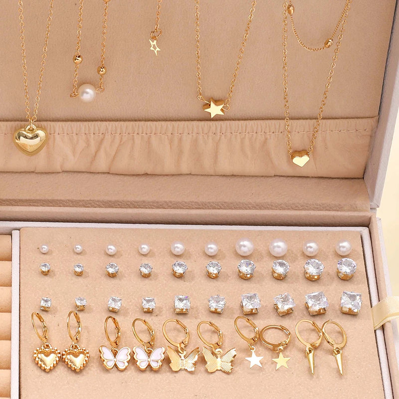 Jewelry Kit Case with 84 pieces